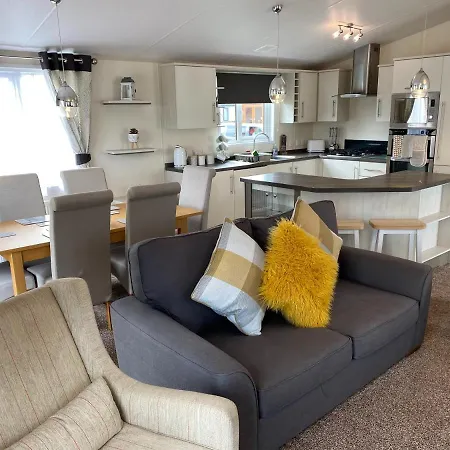 Indulgence Lakeside Lodge I2 With Hot Tub, Private Fishing Peg Situated At Tattershall Lakes Country Park Extérieur photo